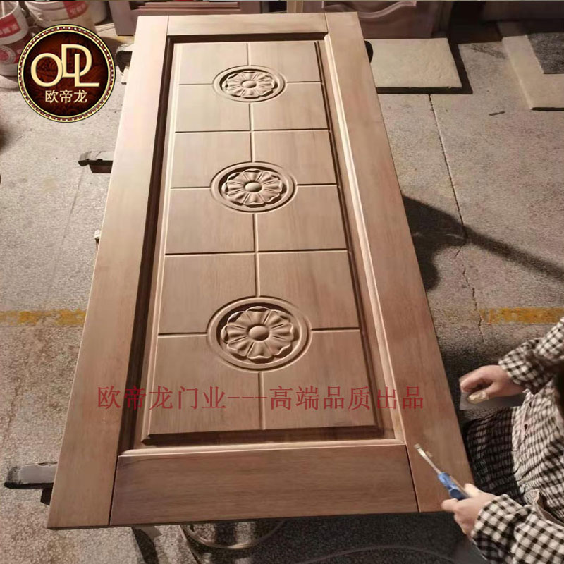 菠萝格木门厂家如何选，菠萝格木门怎样才能买到性价比高的木门
